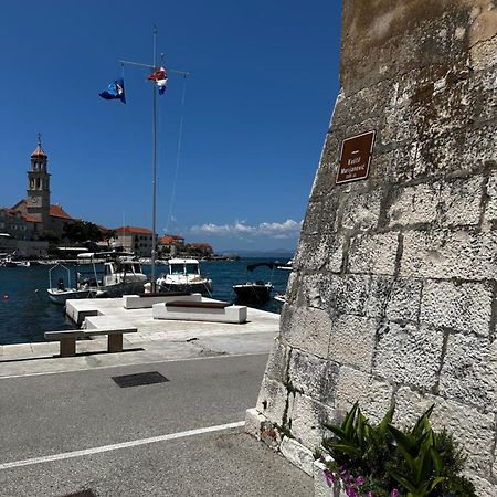 Castel Nonna Franka Leilighet Sutivan Eksteriør bilde